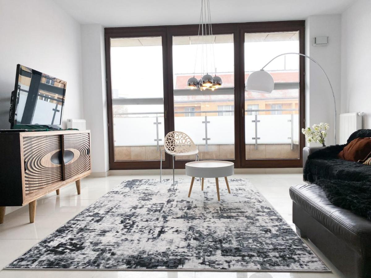 Apartament Kazimierza Wielkiego 5 Apartman Poznań Kültér fotó